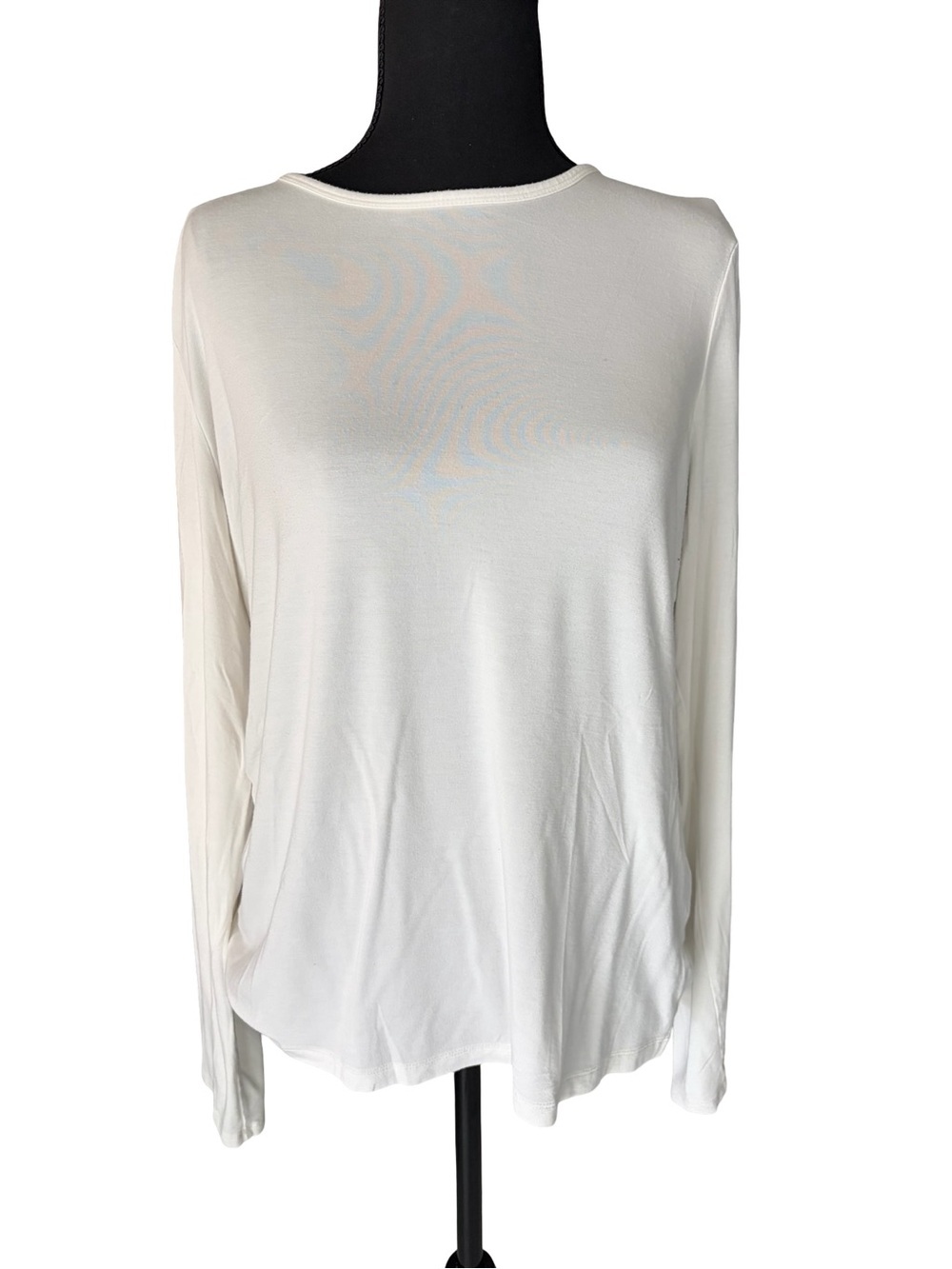 Lord & Taylor White Long Sleeve Crewneck Top